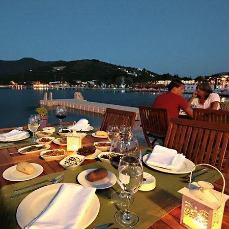 Отель Sina (adults Only) 4*